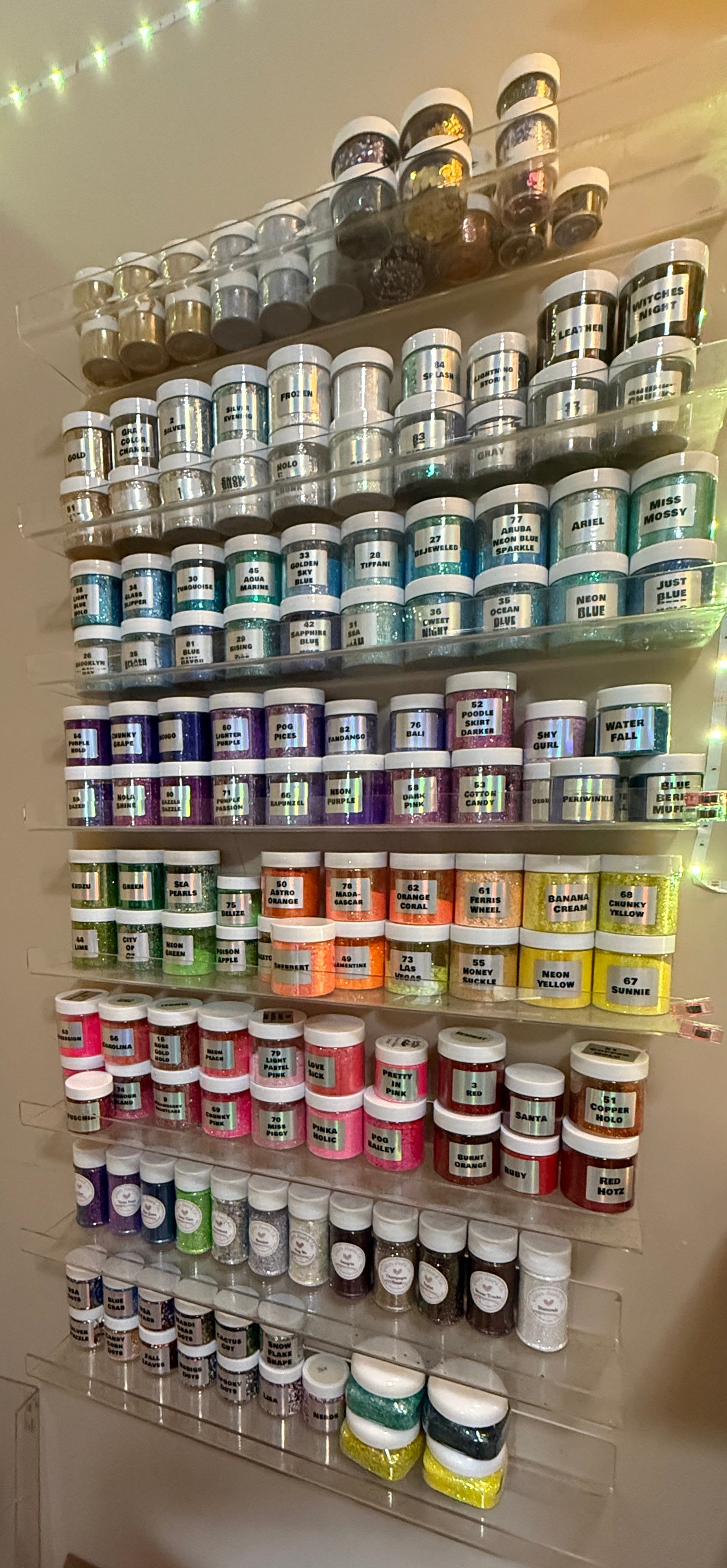 Load video: Glitter Choices