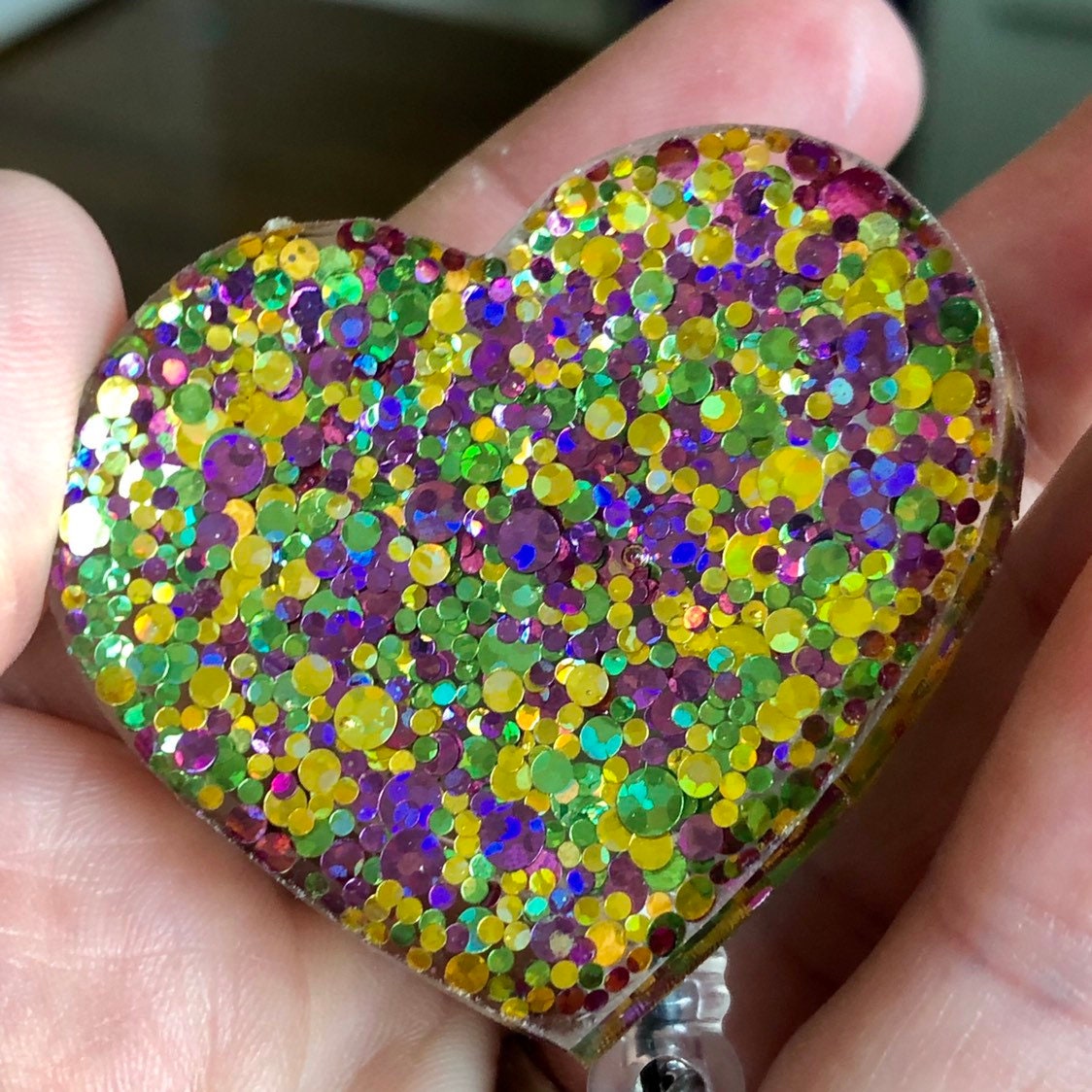 Badge Reel Mardi Party Dots Heart